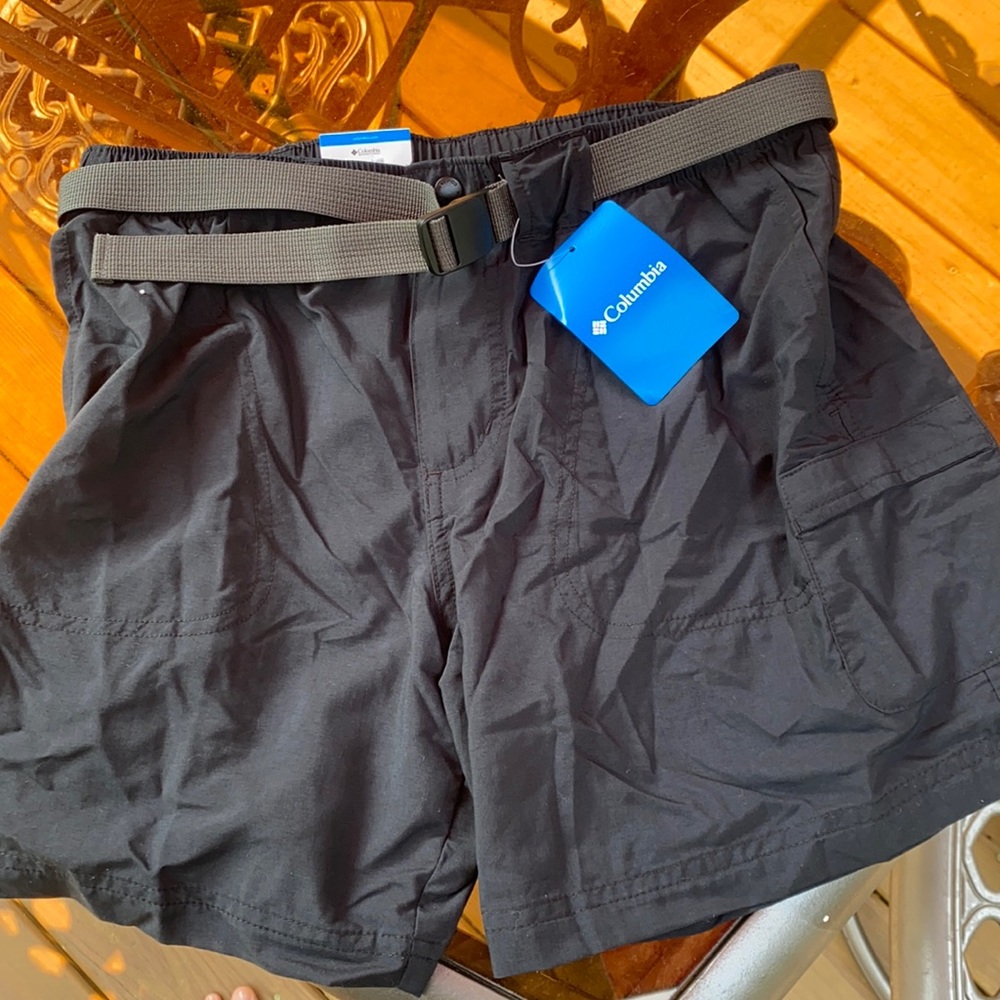 BRAND NEW Columbia Hiking/Outdoor Shorts
